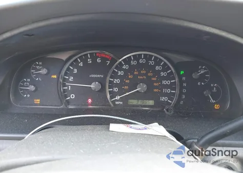 2005 Toyota Sequoia Sr5 V8 z USA, uszkodzony, nr VIN 5TDBT44A05S242379